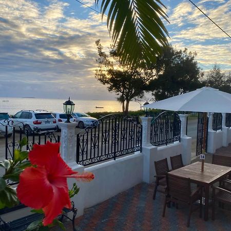 Little Italy Hotel Nuku'alofa Esterno foto