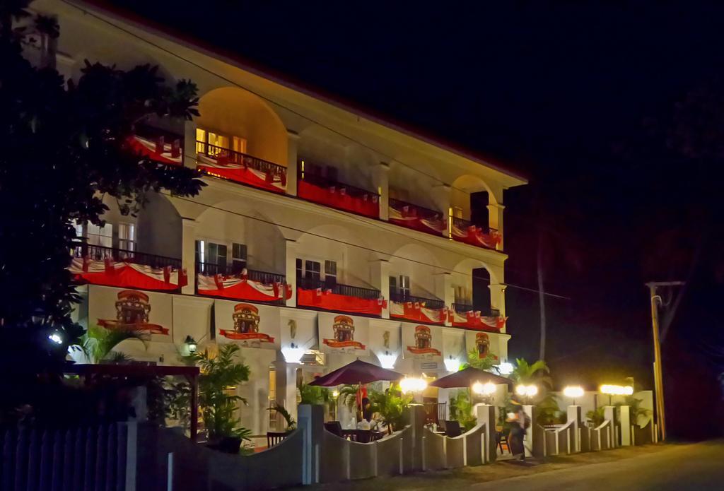 Little Italy Hotel Nuku'alofa Esterno foto
