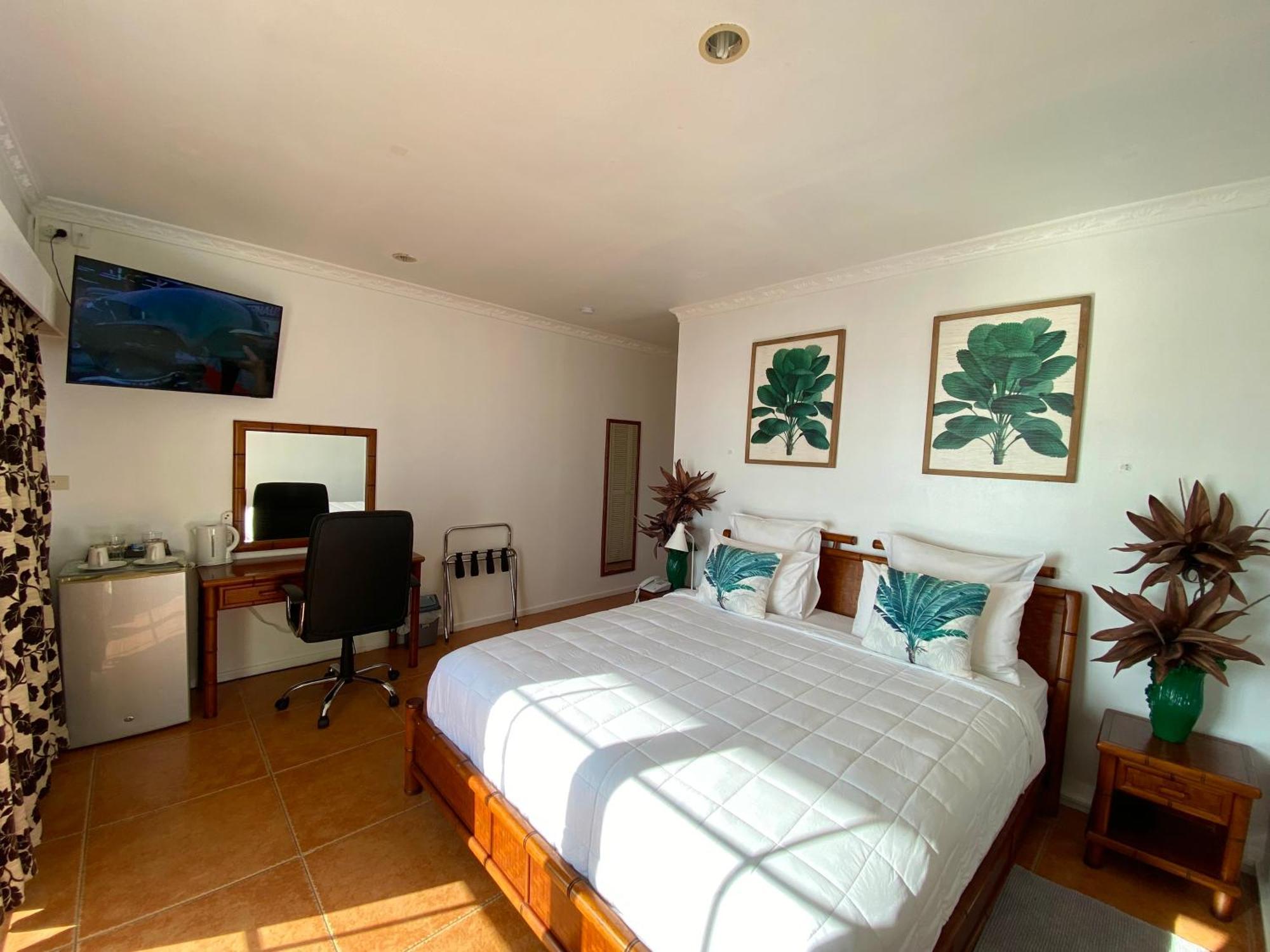 Little Italy Hotel Nuku'alofa Esterno foto