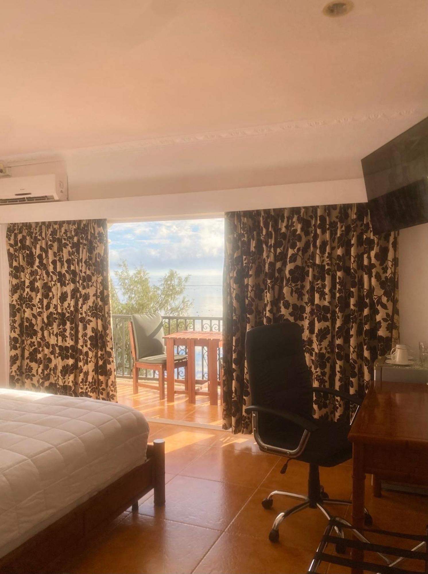Little Italy Hotel Nuku'alofa Esterno foto