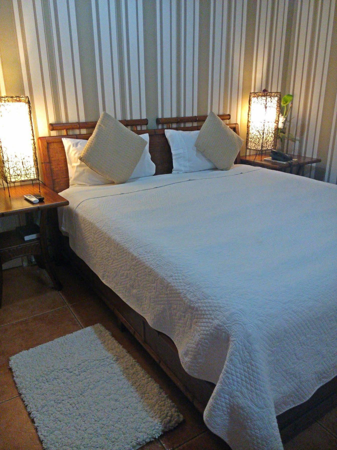 Little Italy Hotel Nuku'alofa Esterno foto